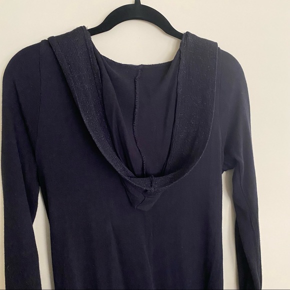 H&M size 6 fancy black knit top with sparkling trim - Picture 8 of 12